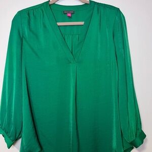 Vince Camuto Silky Vibrant Green Long Sleeve V Neck Blouse Womens size M